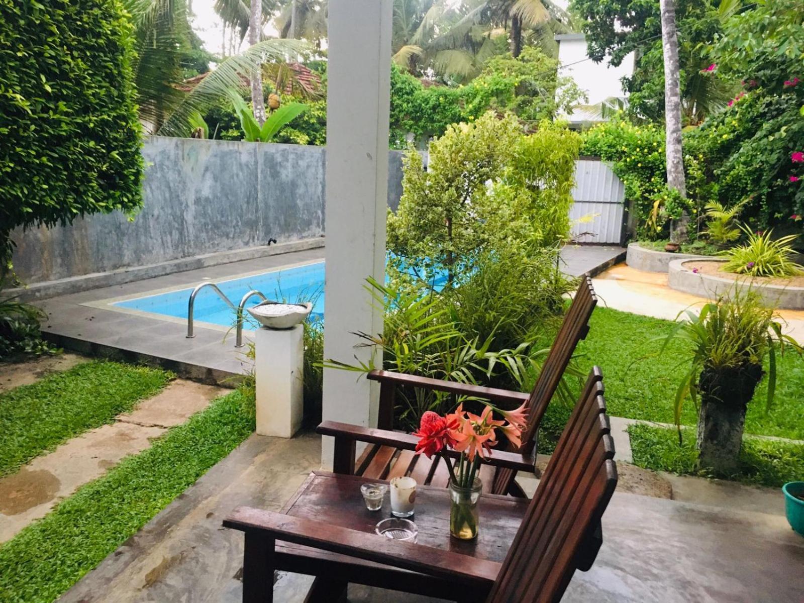 Om Villa Хиккадува Экстерьер фото