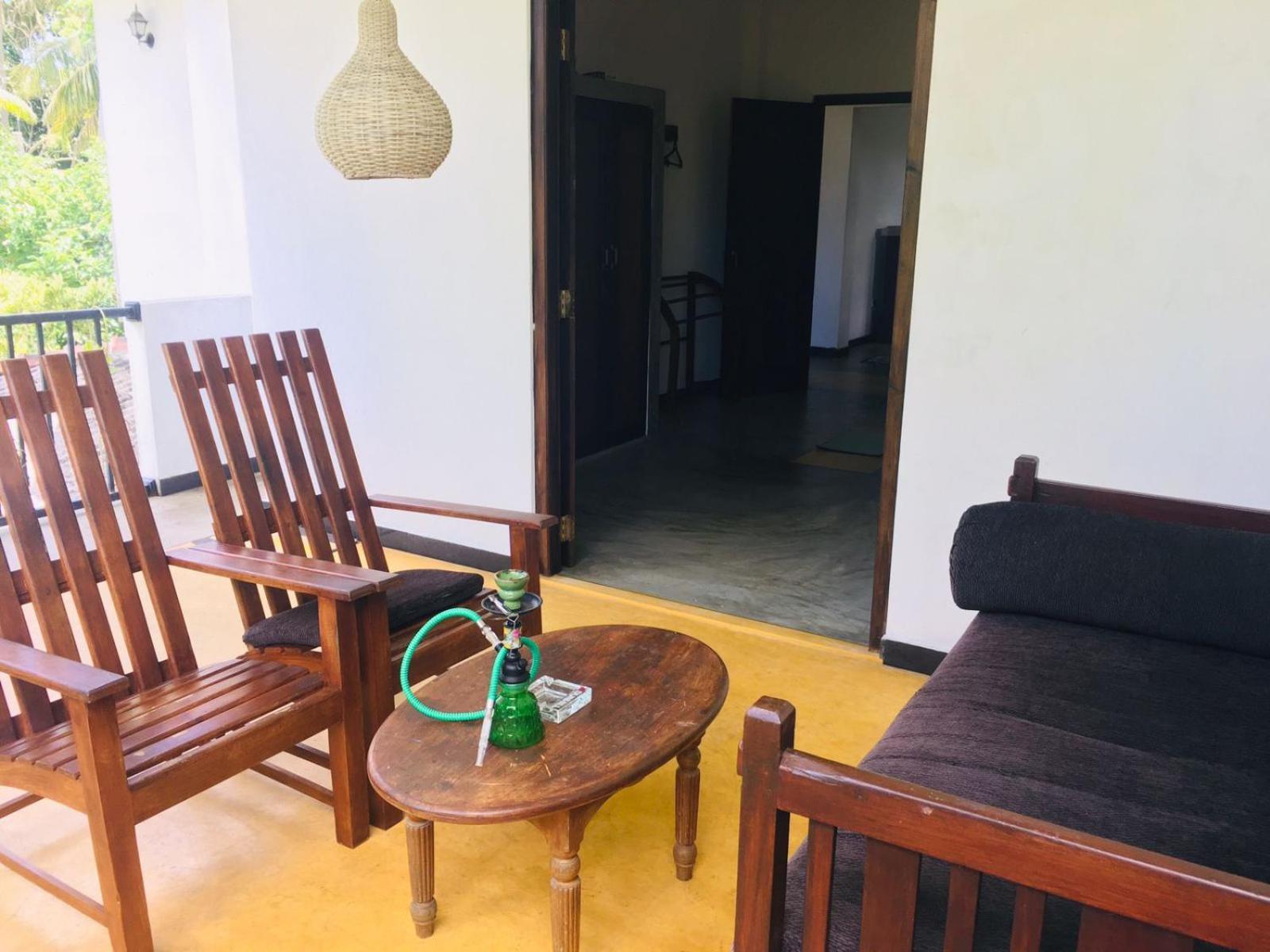 Om Villa Хиккадува Экстерьер фото