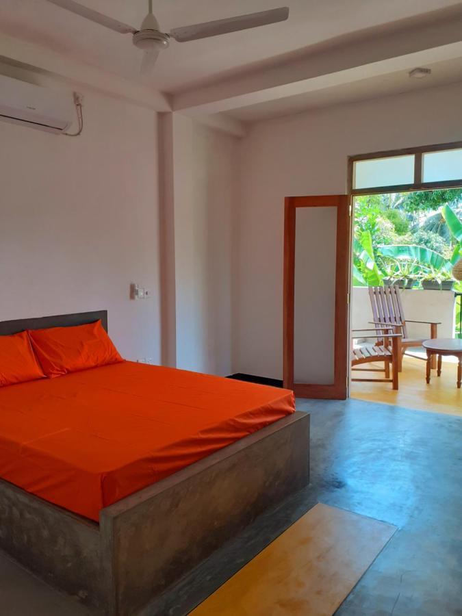 Om Villa Хиккадува Экстерьер фото